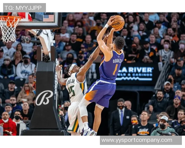 布克谈中国之行无时差反应球队节奏明显加快提升表现