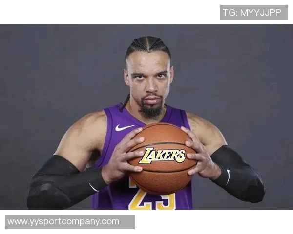 狄龙近期状态火热场均25分22抢断助力球队争胜