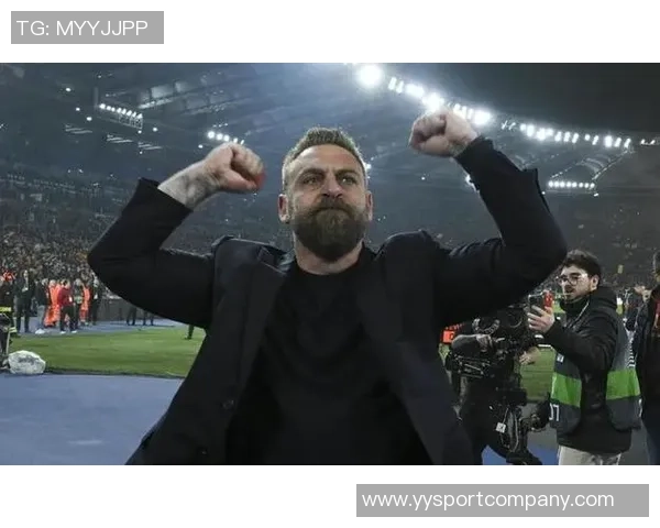 德罗西与热那亚会谈在即瓦诺利竞争帅位引发关注